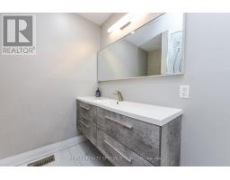 Upper Portion - 137 Avondale Boulevard, Brampton, ON L6T1H5 Photo 33
