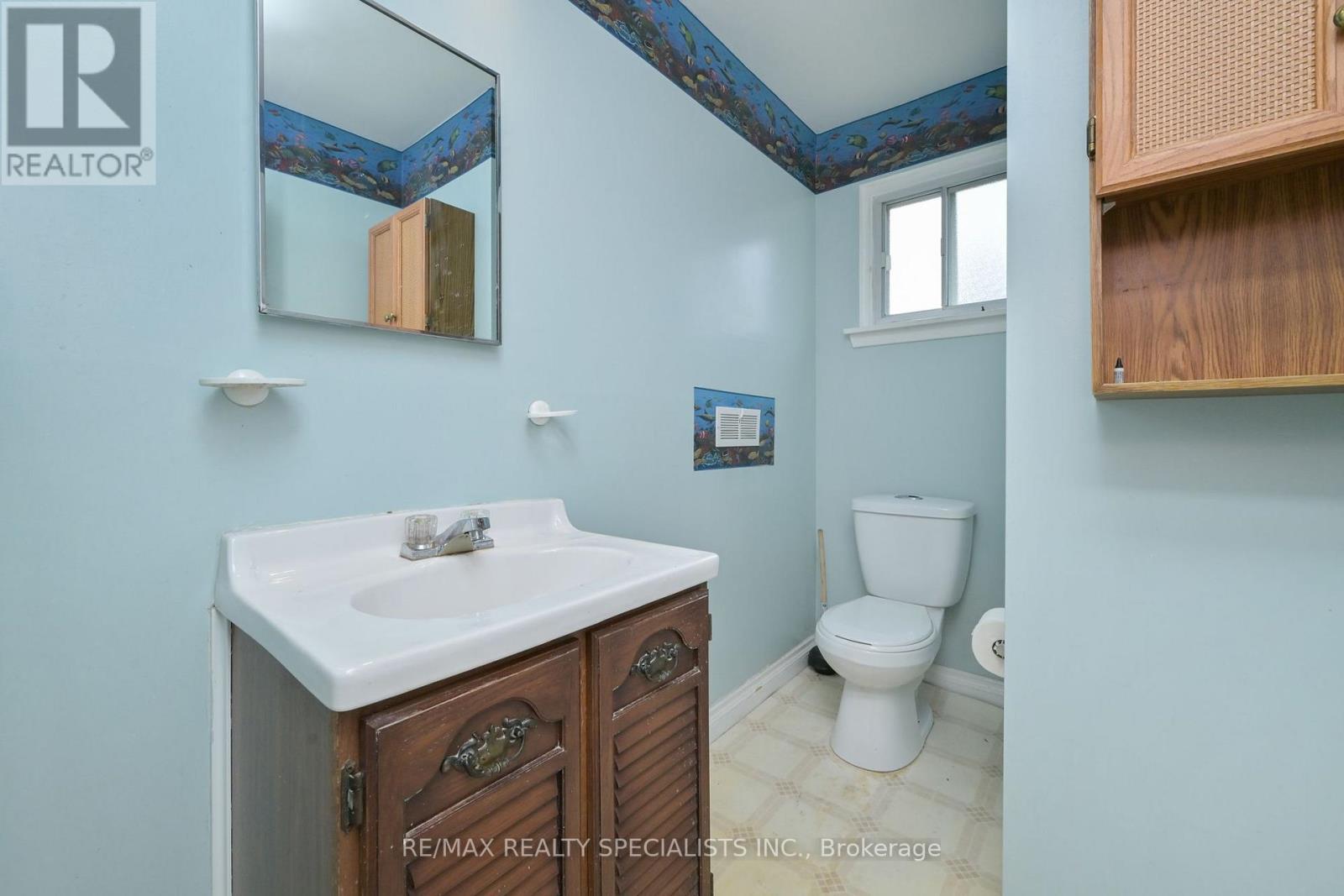38 ALGONQUIN BOULEVARD - 19