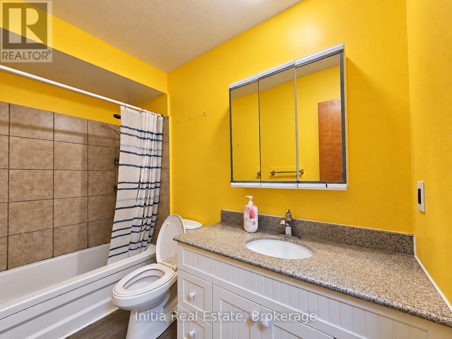 8370 GREGORY PLACE - 17