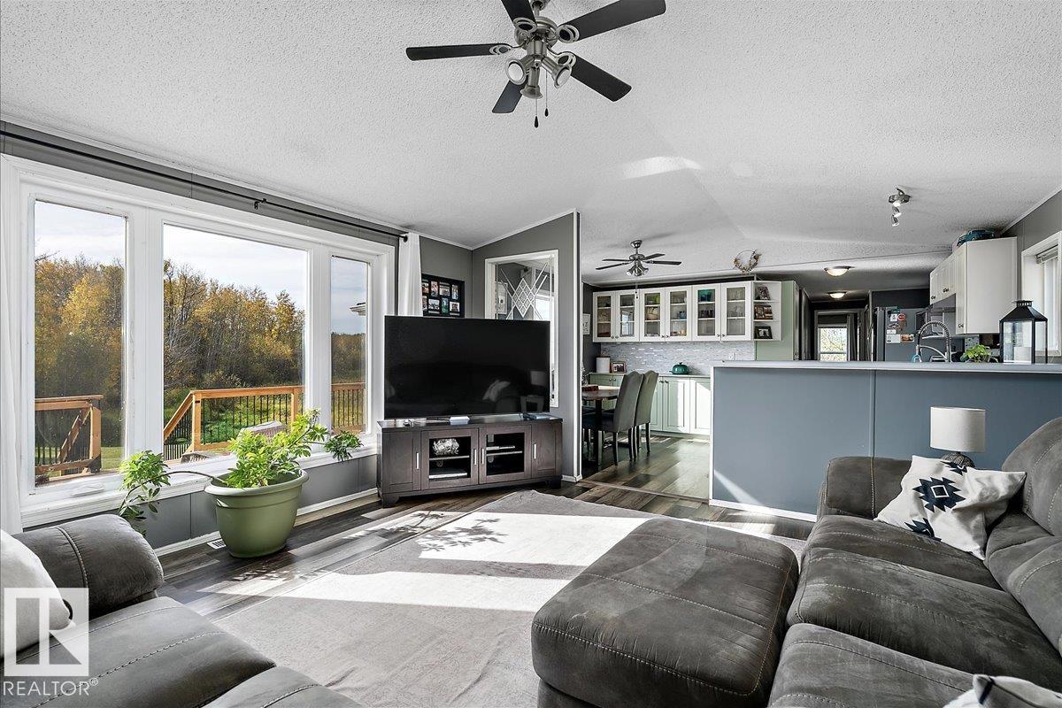67 50514 Range Road 202 - 11