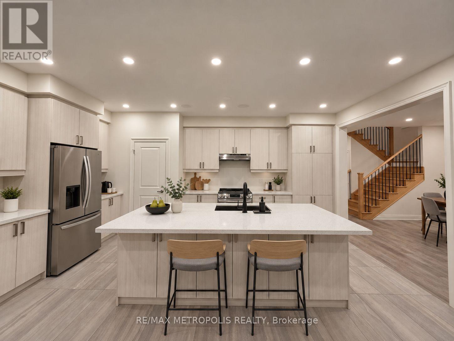 10 Wraggs Road, Bradford West Gwillimbury, ON photo 6