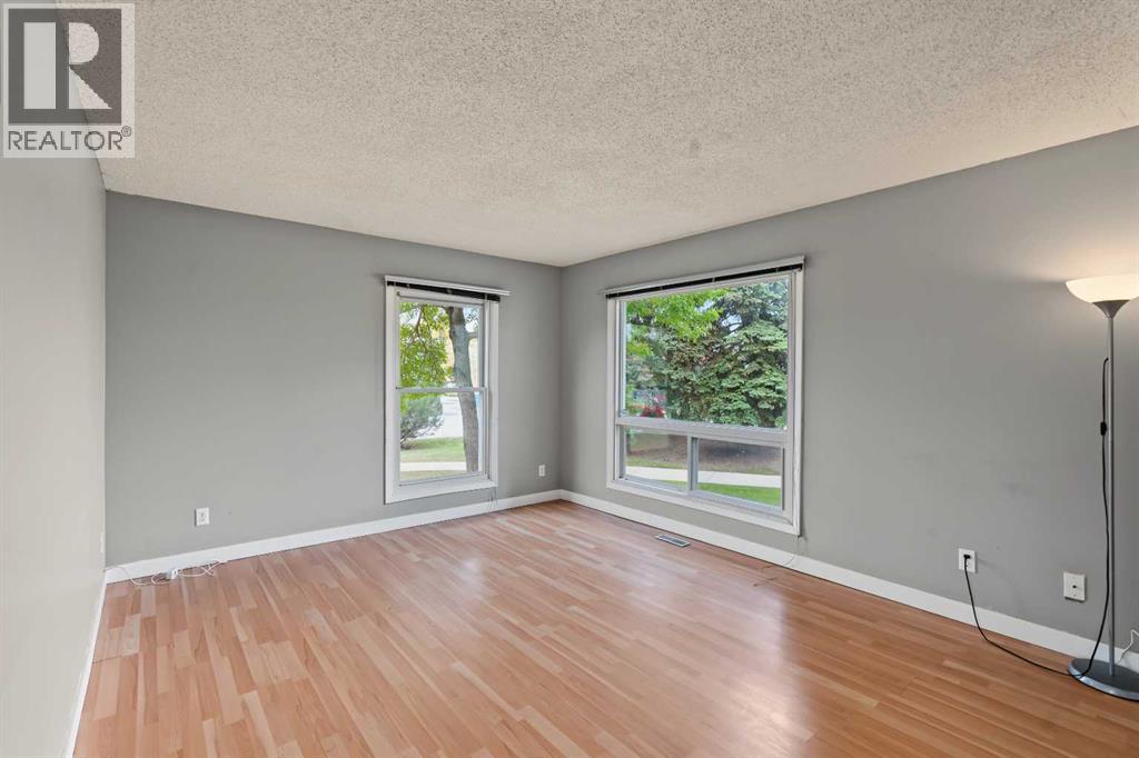 1215 137 Avenue SE - 6