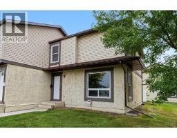 1215 137 Avenue Se, Calgary, AB T2J6N3 Photo 12