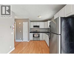 1215 137 Avenue SE - photo 3