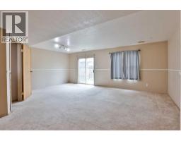 322 Assiniboia Place W - photo 12