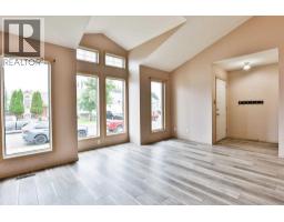 322 Assiniboia Place W - photo 3