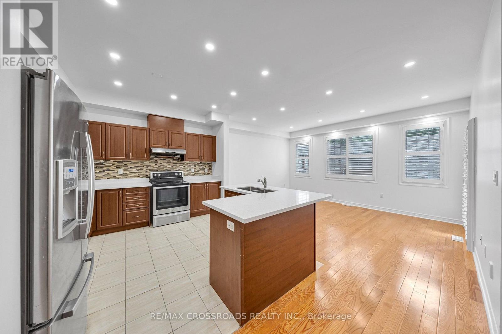 138 Angus Drive, Ajax, ON photo 23