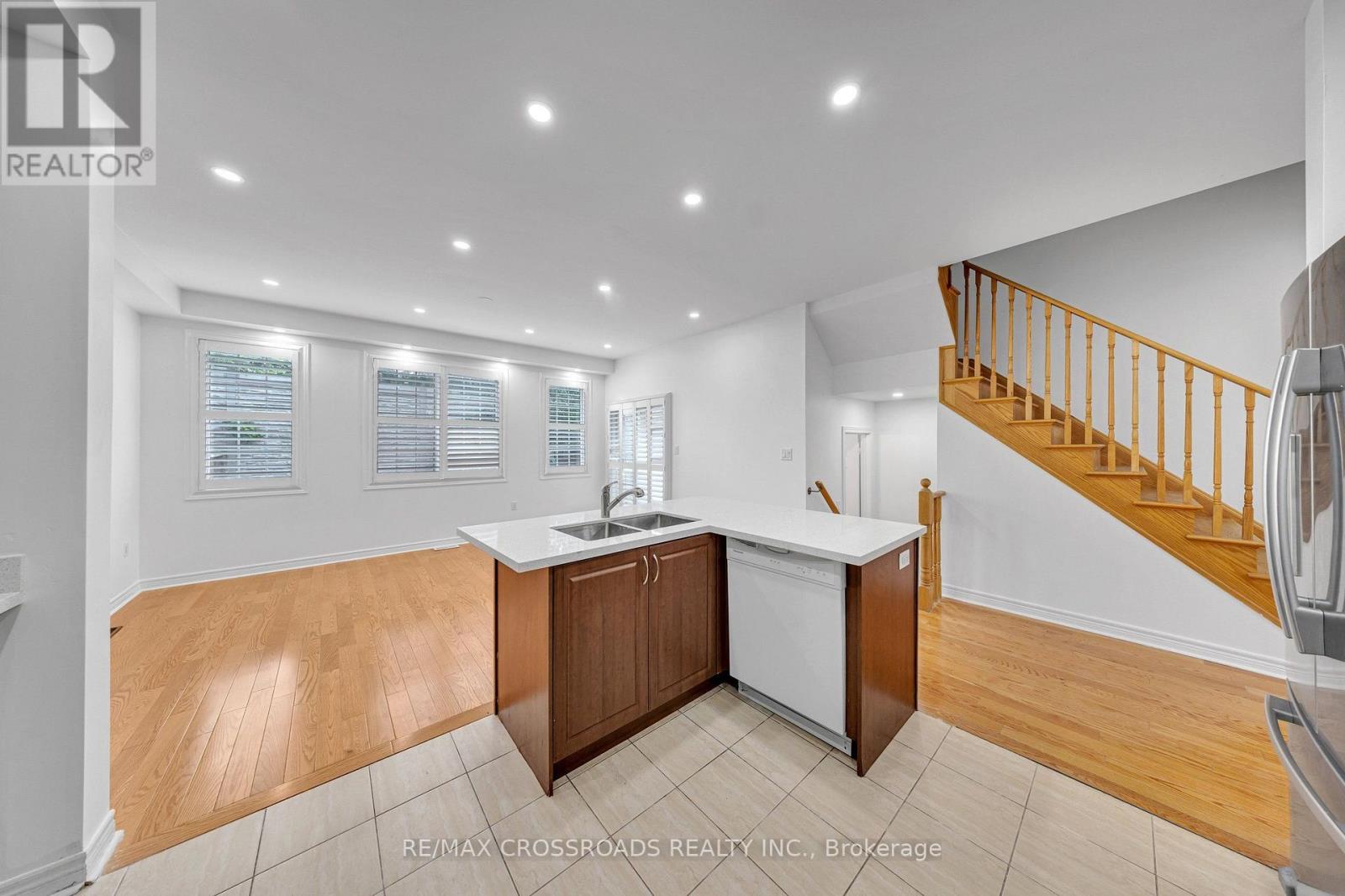 138 Angus Drive, Ajax, ON photo 28
