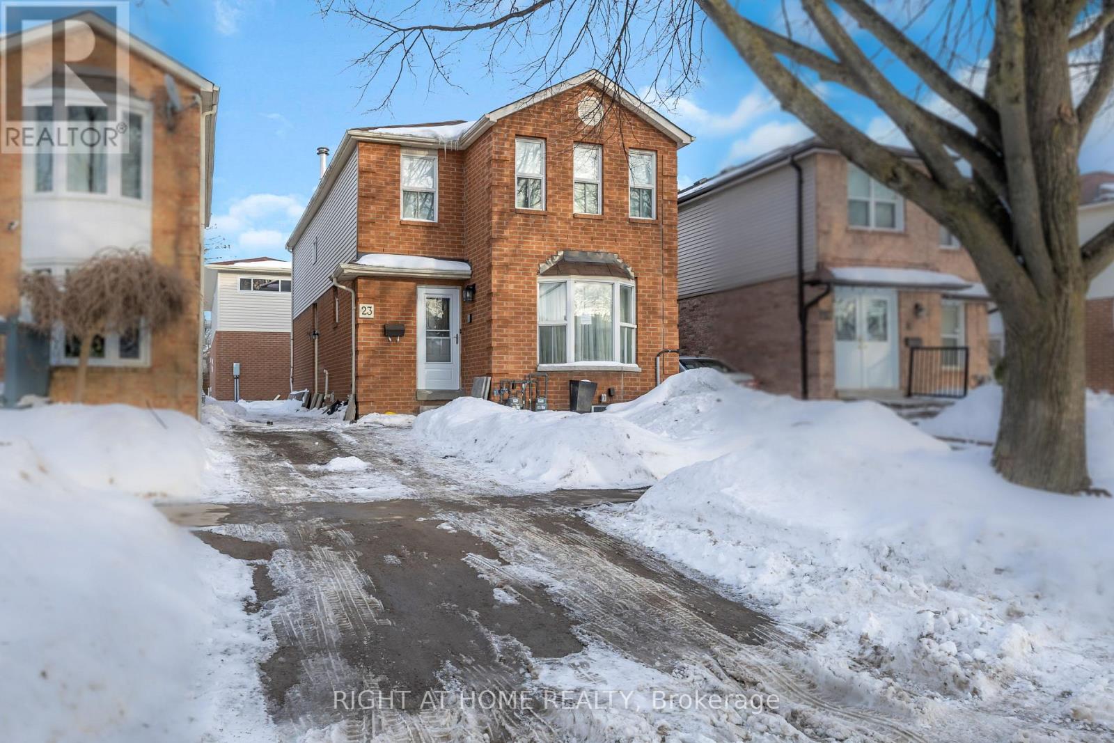 B - 23 KIRKHAM DRIVE