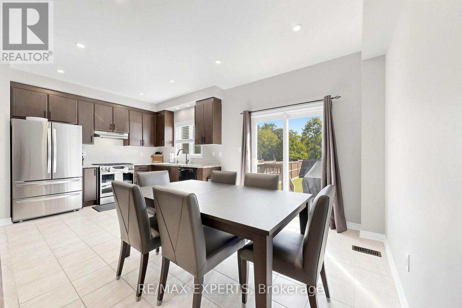 1303 Bardeau Street, Innisfil photo 6