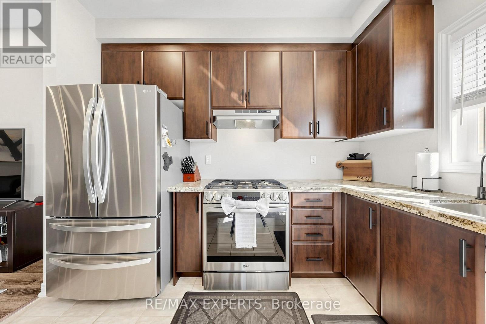1303 Bardeau Street, Innisfil photo 7