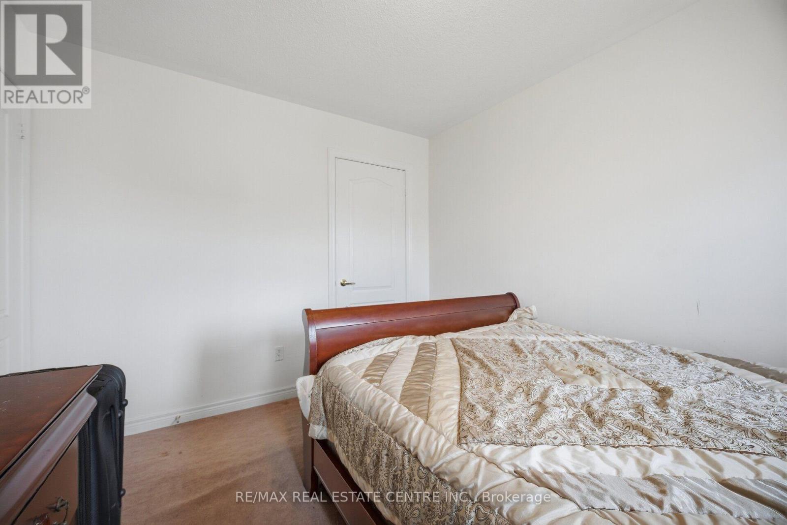 65 Connolly Crescent, Brampton, ON photo 34