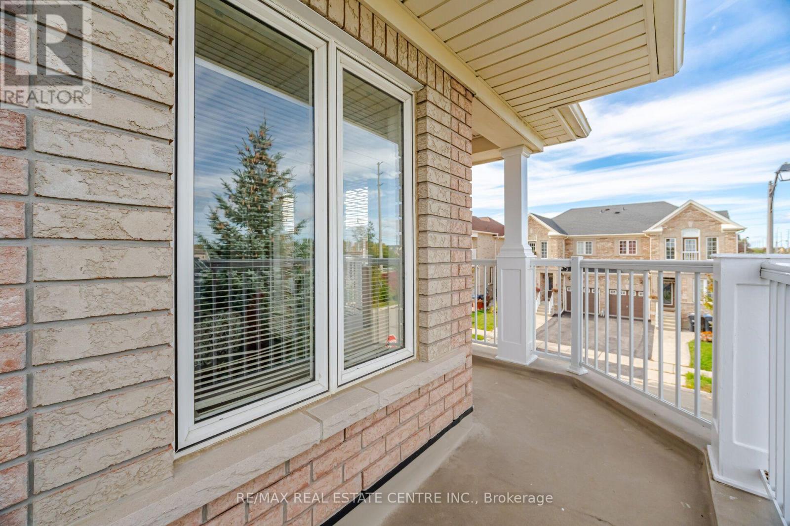 65 Connolly Crescent, Brampton, ON photo 37