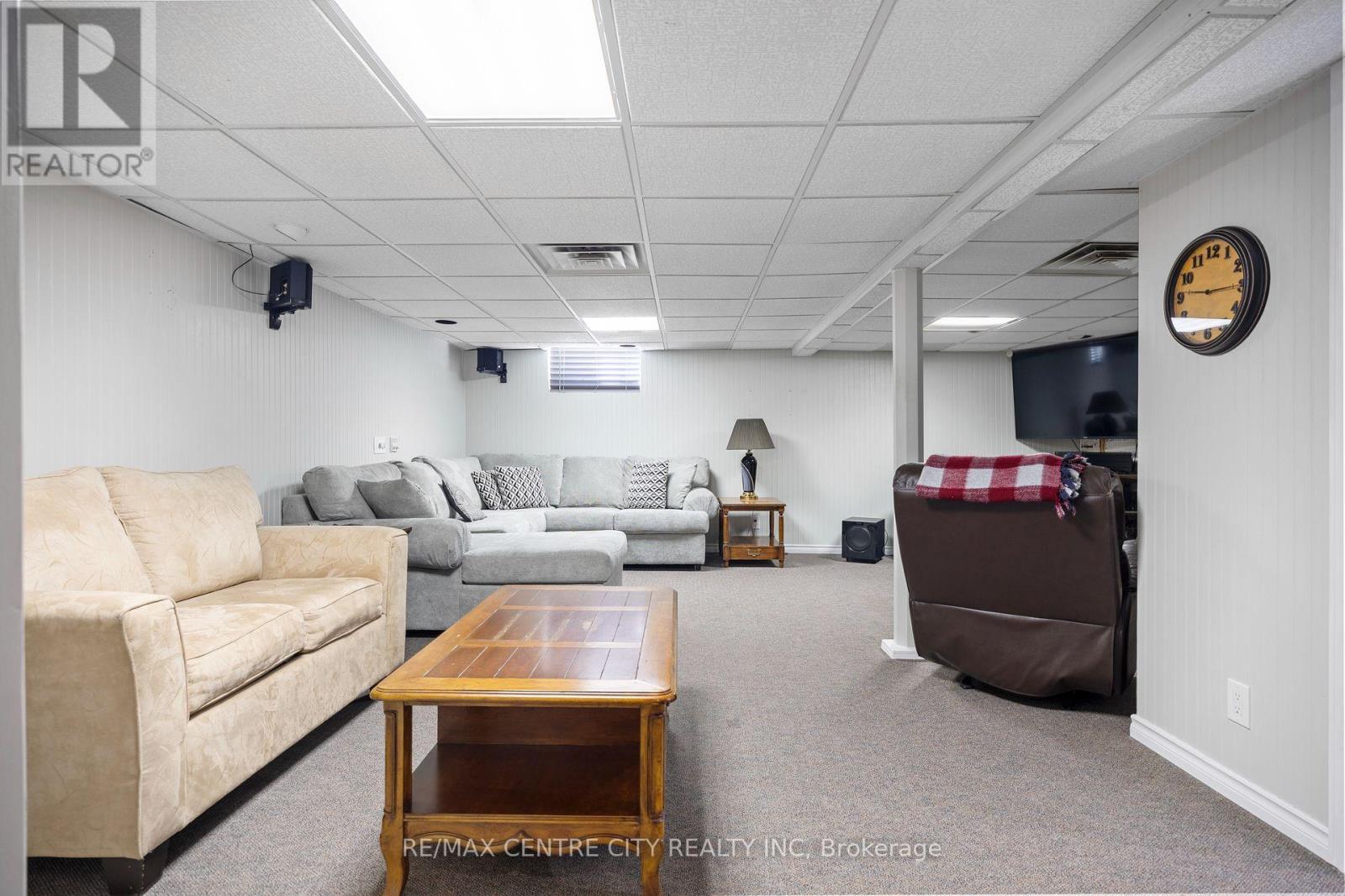 324 CARLOW ROAD - Image 19