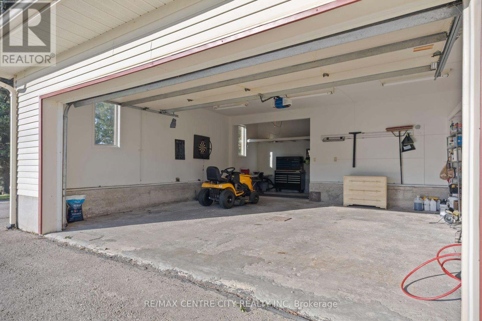 324 CARLOW ROAD - Image 29