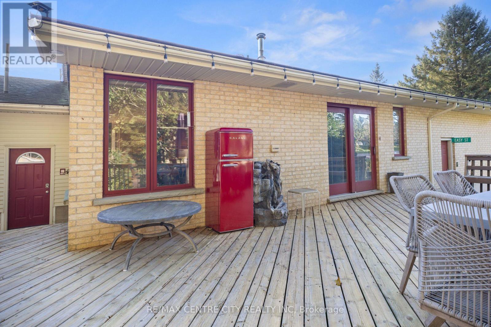 324 CARLOW ROAD - 35