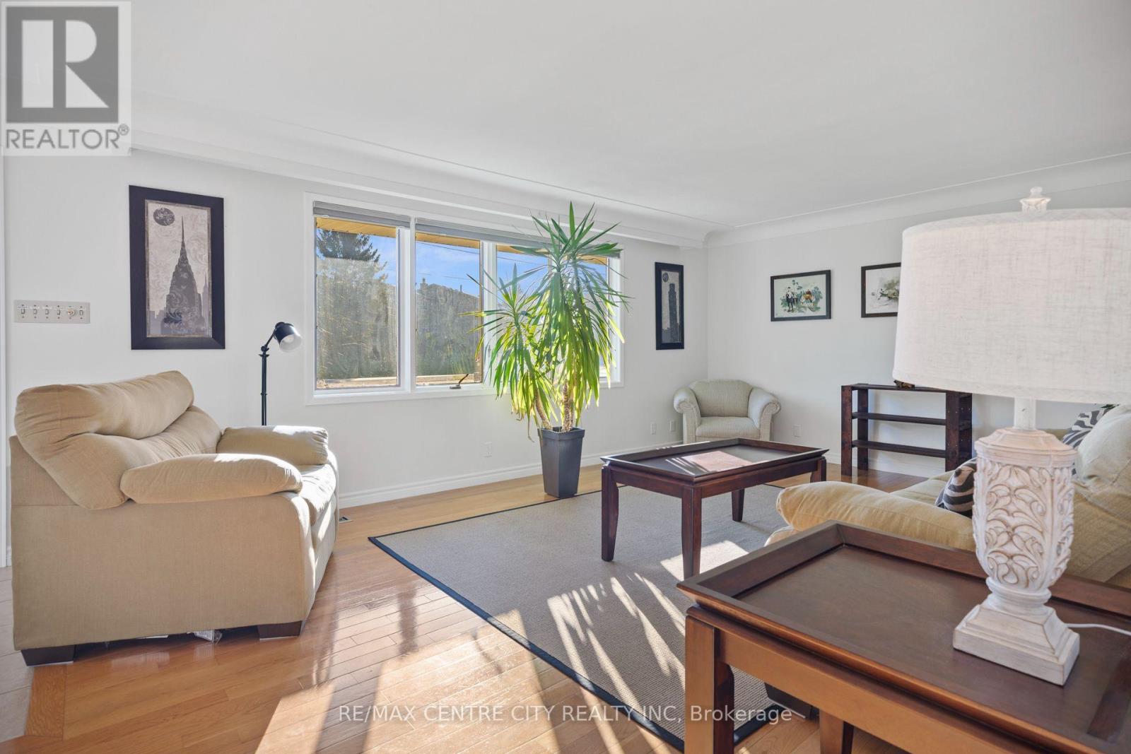 324 CARLOW ROAD - 5