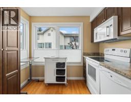 76 Coachway Gardens SW - photo 17
