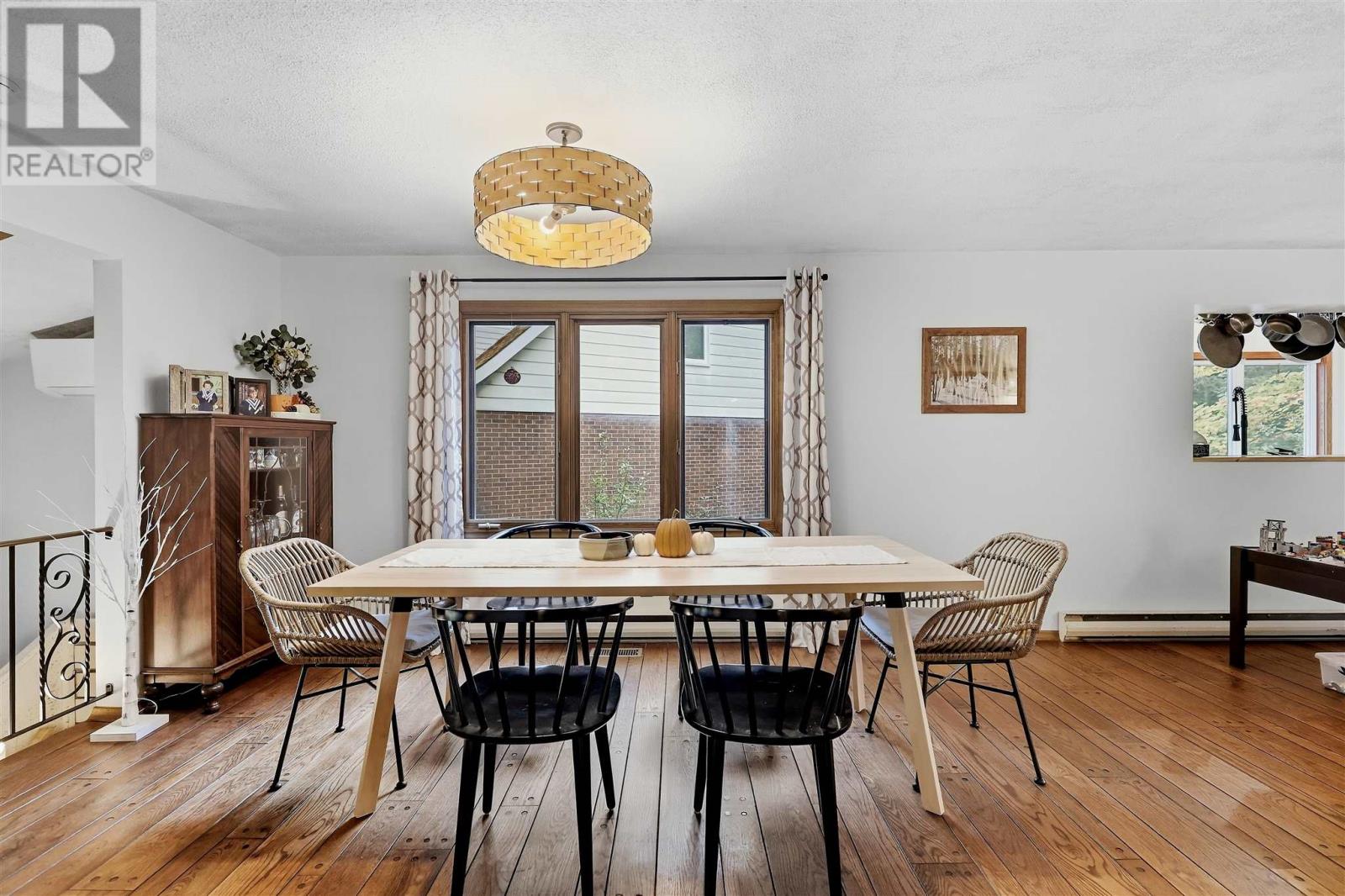 23 Country Club PL - Image 7