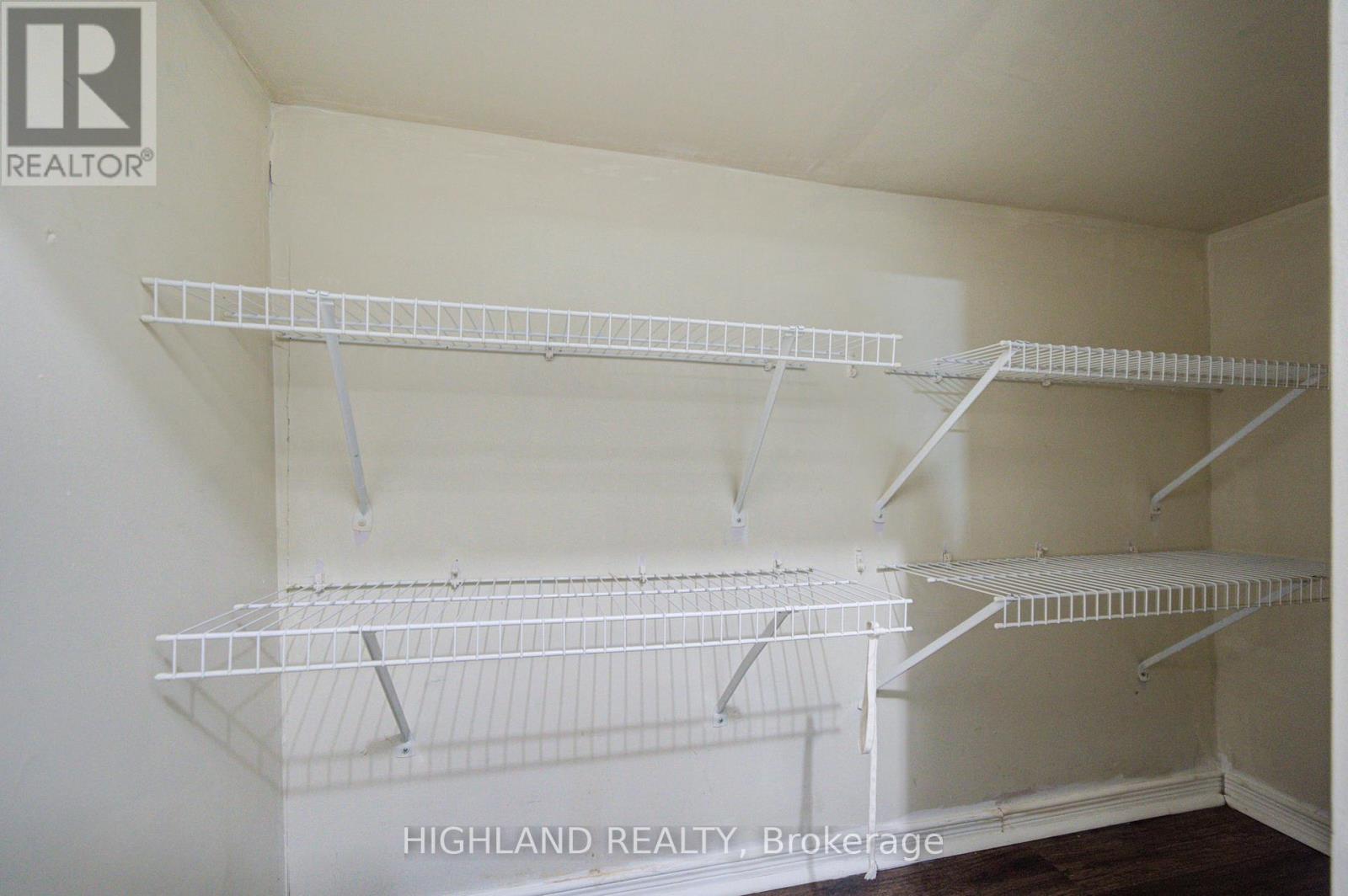 5327 Landsborough Avenue — photo 10