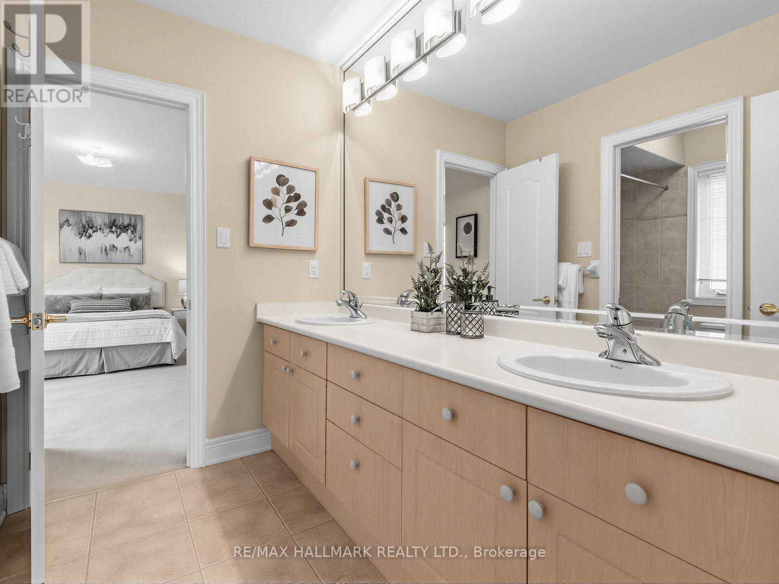 8 Ridgley Court, Richmond Hill, ON photo 26