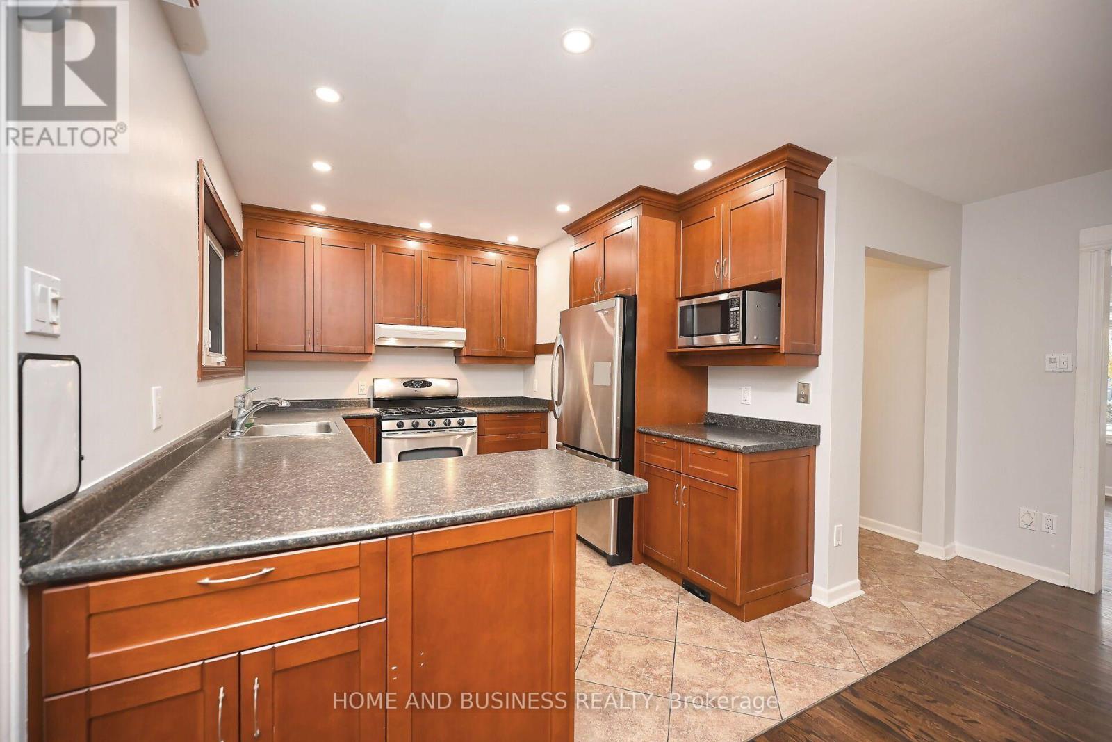 3668 The Credit Woodlands Road, Mississauga, ON photo 21