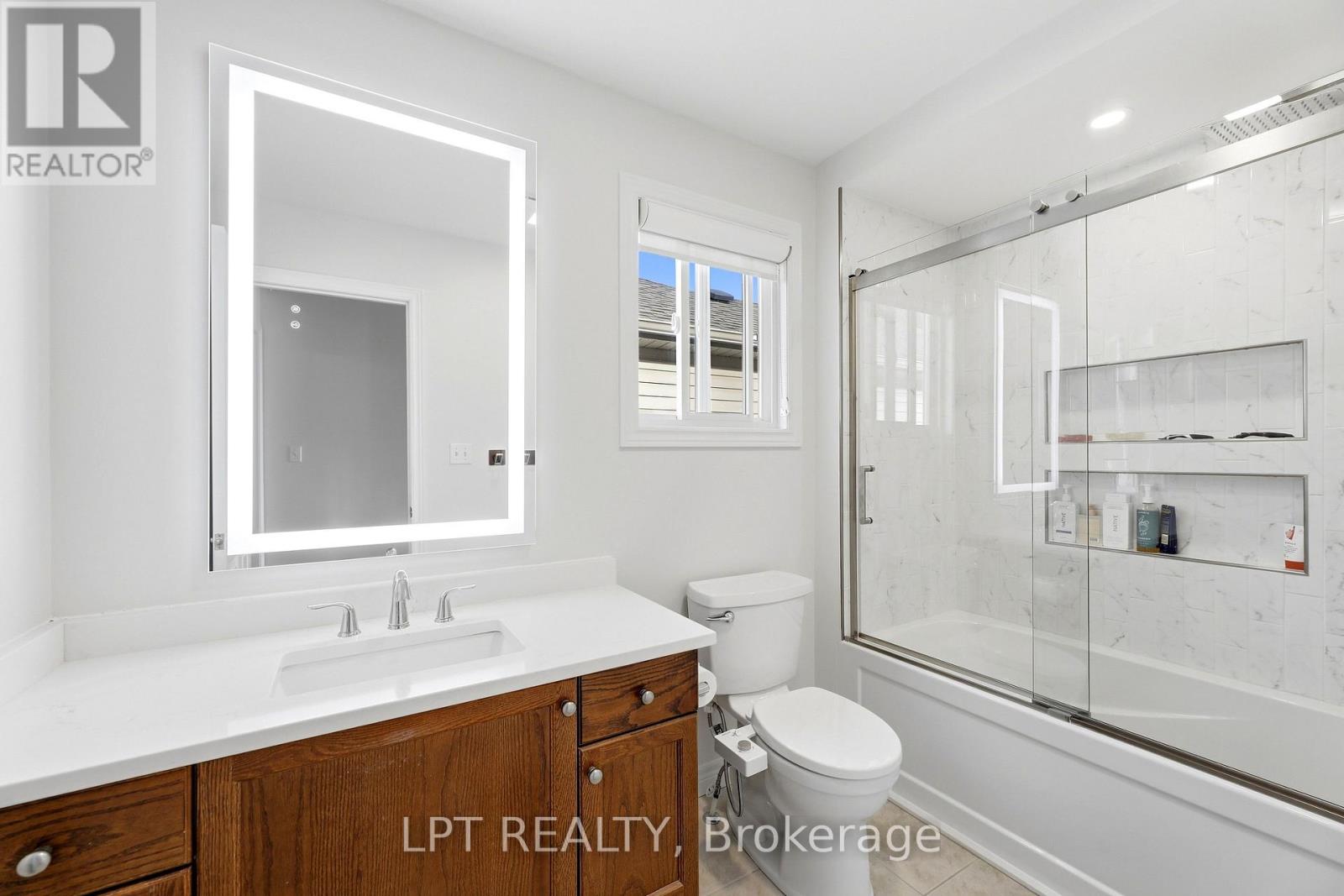 903 BRADSHAW CRESCENT - 26