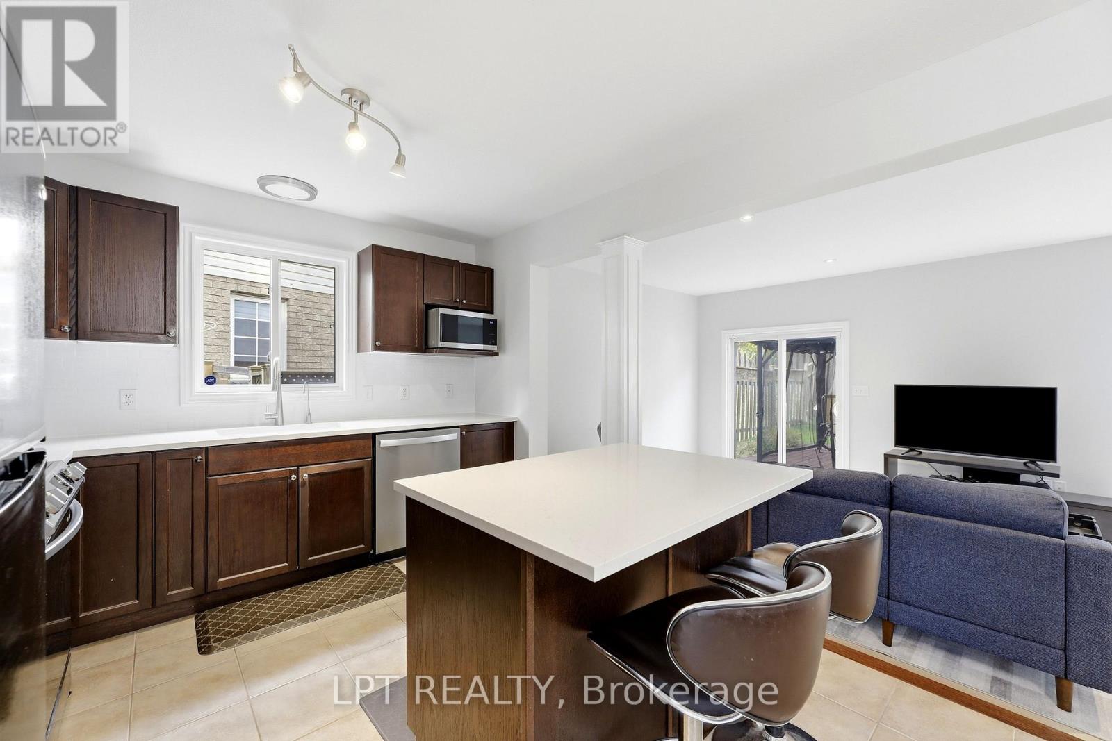 903 BRADSHAW CRESCENT - Image 9