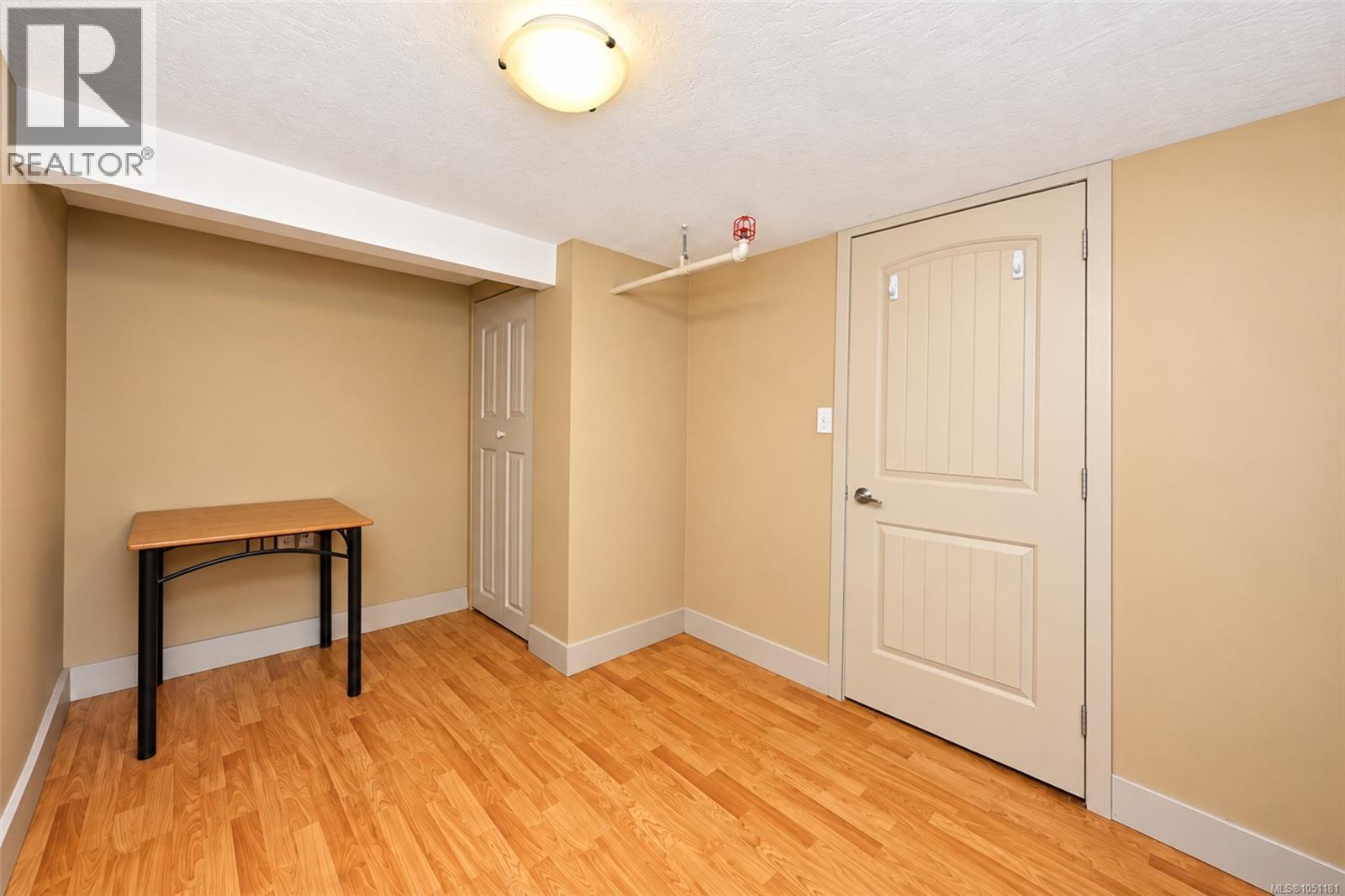 #43 4061 Larchwood Dr - Image 17