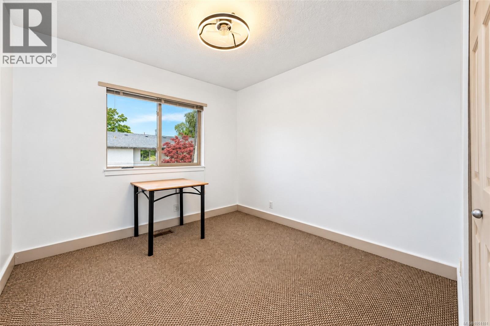 #43 4061 Larchwood Dr - Image 19
