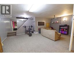 5203 42 Avenue, Taber, AB T1G1B5 Photo 25