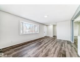 8615 42a Av Nw, Edmonton, AB T6K1E6 Photo 12