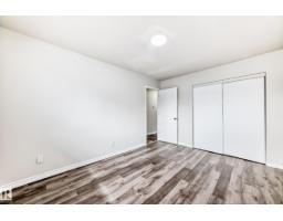8615 42a Av Nw, Edmonton, AB T6K1E6 Photo 17