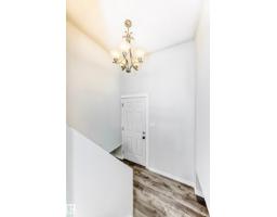 8615 42a Av Nw, Edmonton, AB T6K1E6 Photo 27