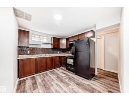 8615 42a Av Nw, Edmonton, AB T6K1E6 Photo 28