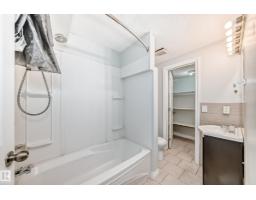 8615 42a Av Nw, Edmonton, AB T6K1E6 Photo 38