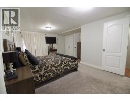 5203 42 Avenue, Taber, AB T1G1B5 Photo 20