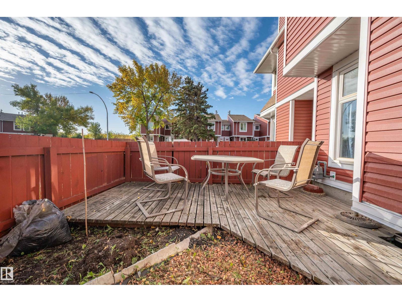 #53 4707 126 AV NW - 38