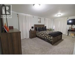5203 42 Avenue, Taber, AB T1G1B5 Photo 19