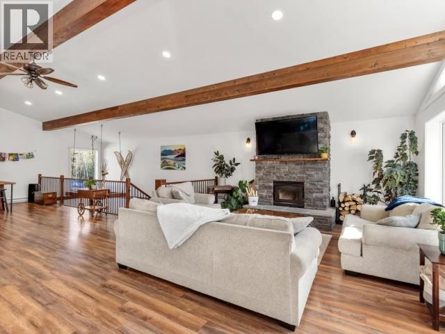 1 COUCH ROAD - 28