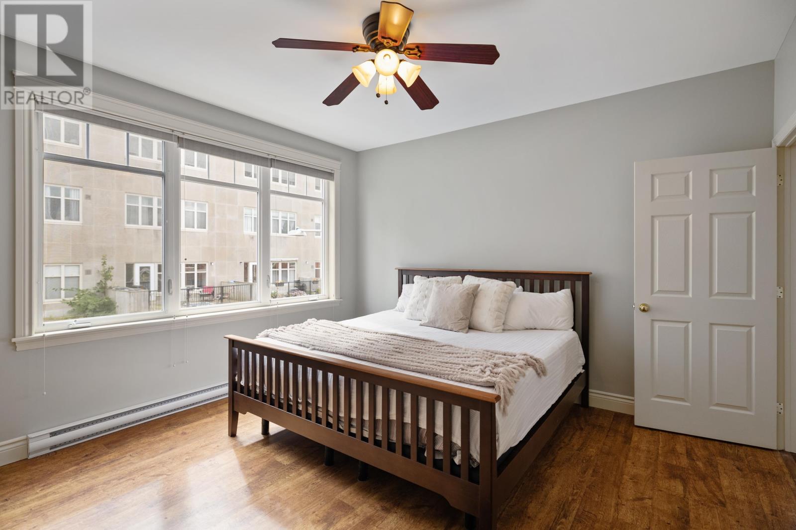 #302 111 Richmond Street - Image 21