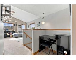 2 Cimarron Grove Bay, Okotoks, AB T1S2H3 Photo 30