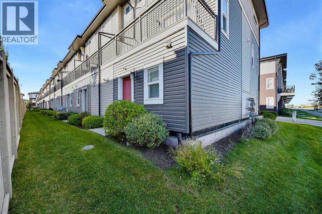 #135 30 Cornerstone Manor NE - 27