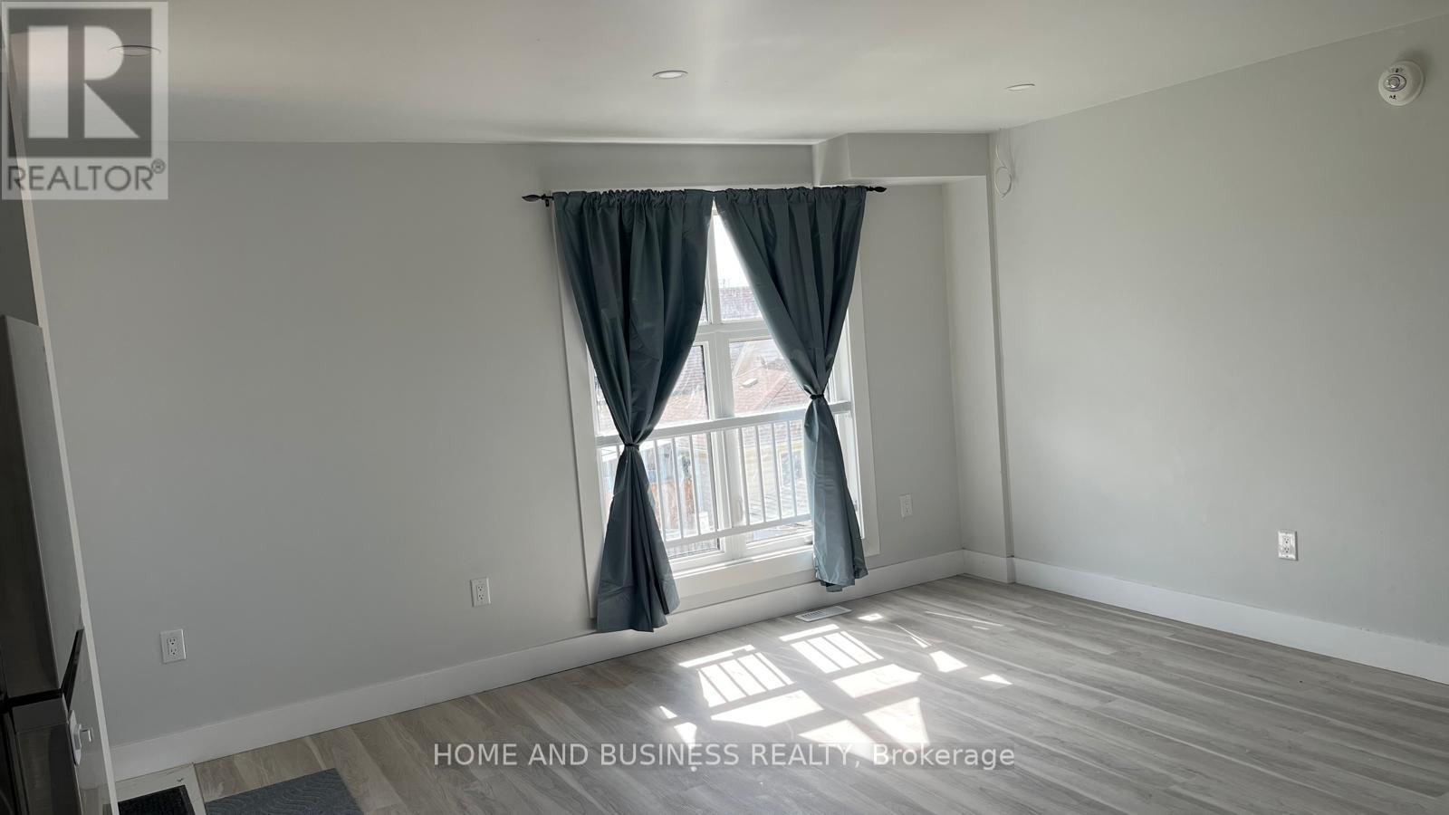 2 Patricia Street — photo 23