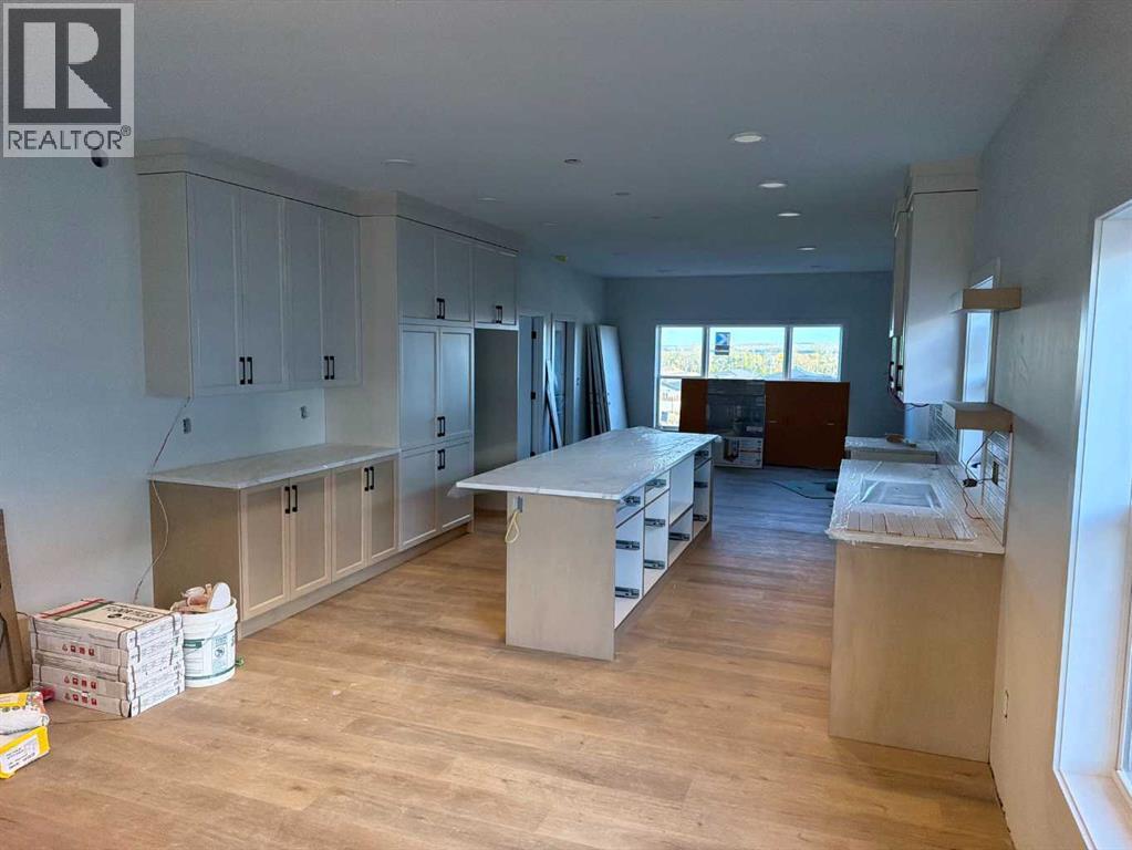 11 Vincent Gate - 2