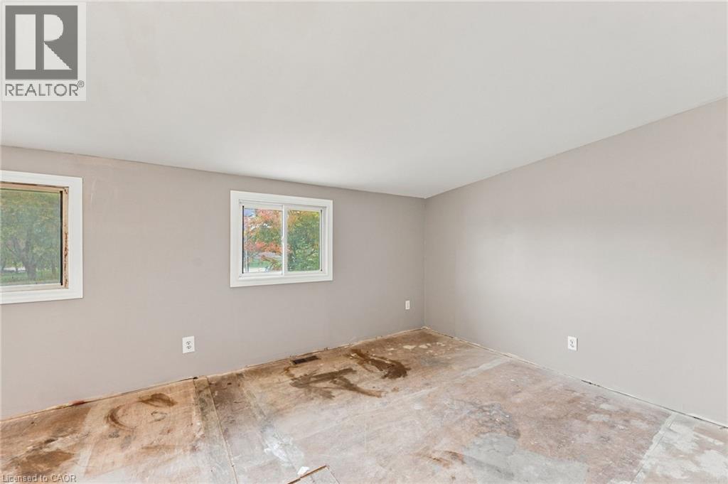 77937 London Road — photo 26