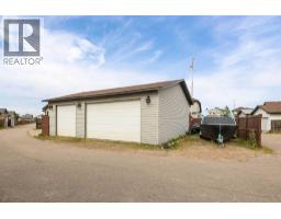 162 Chestnut Way, Fort Mcmurray, AB T9K0M7 Photo 29