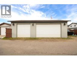 162 Chestnut Way, Fort Mcmurray, AB T9K0M7 Photo 30