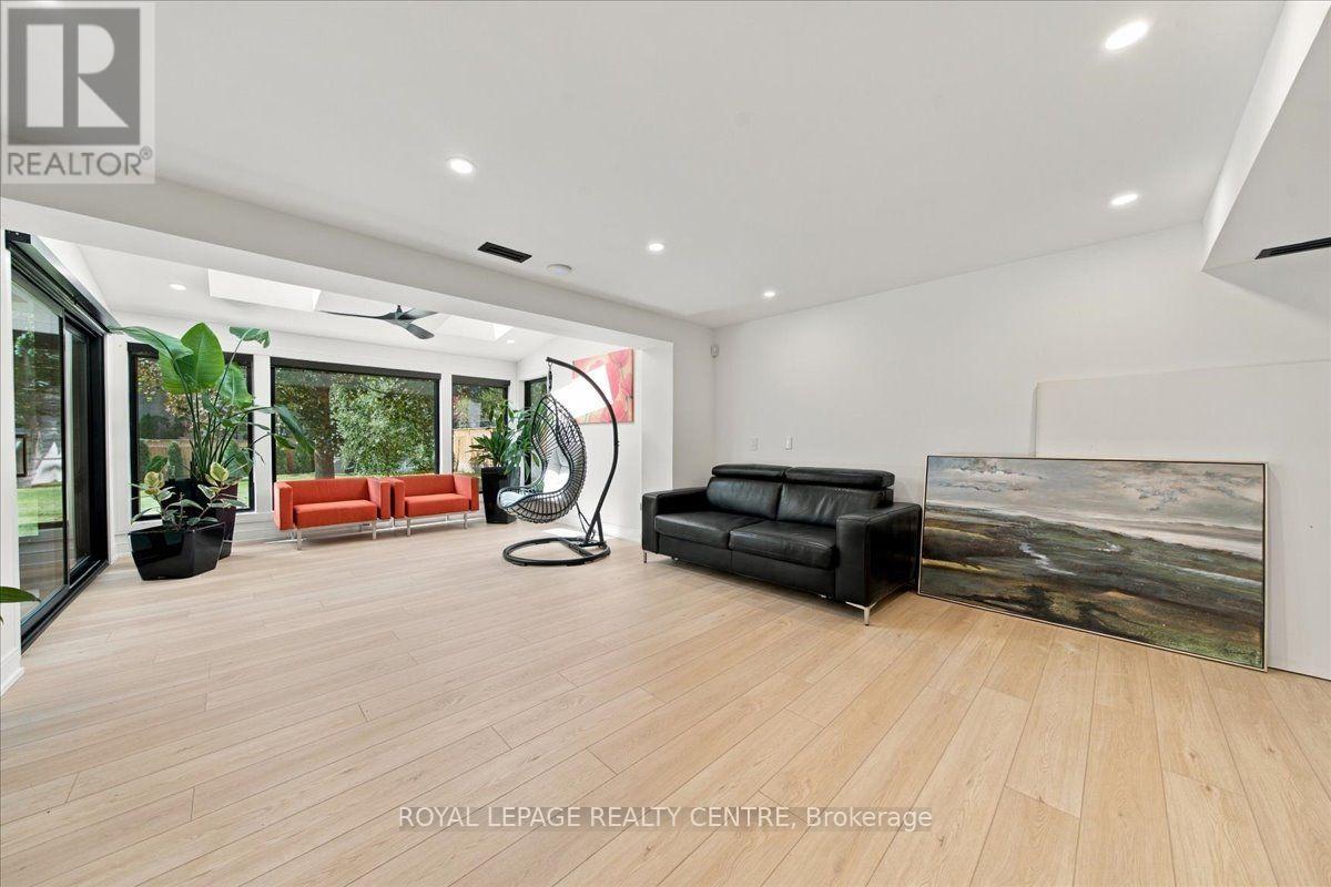 116 Elmcrest Road, Toronto, ON photo 30