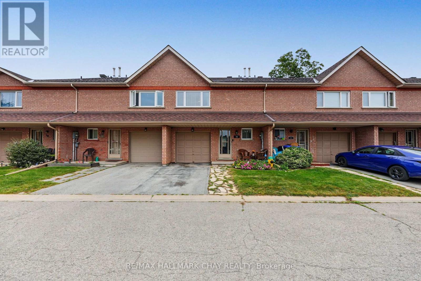 55 RIVERLEY LANE - 42